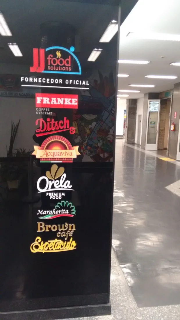 Acrílico — trabalho realizado pela Masarrat